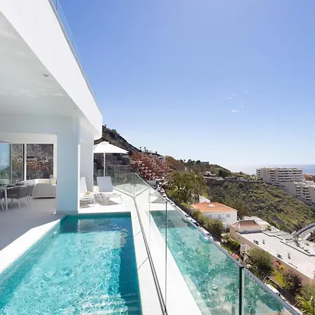 Crystal I Luxury Apartments By Enjoyahome Acantilado de los Gigantes Exterior photo