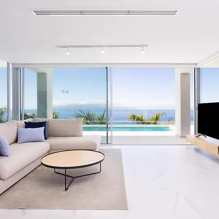 Crystal I Luxury Apartments By Enjoyahome Acantilado de los Gigantes Exterior photo