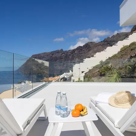 Crystal I Luxury Apartments By Enjoyahome Acantilado de los Gigantes Exterior photo
