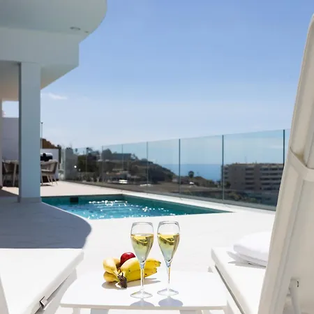 Crystal I Luxury Apartments By Enjoyahome Acantilado de los Gigantes Exterior photo