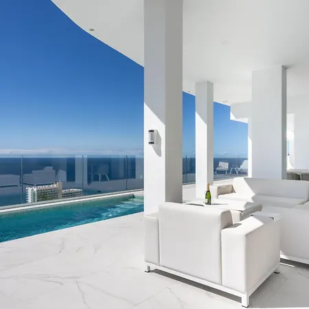 Crystal I Luxury Apartments By Enjoyahome Acantilado de los Gigantes Exterior photo