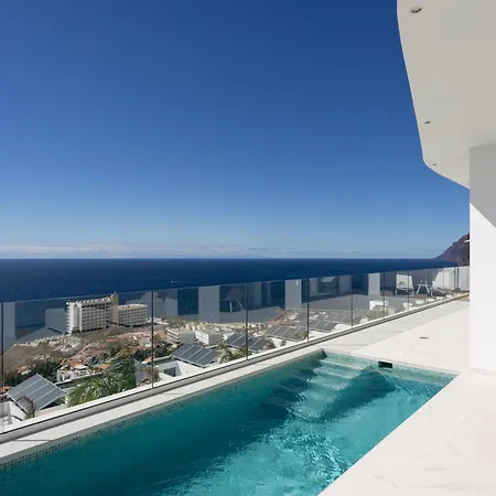 Crystal I Luxury Apartments By Enjoyahome Acantilado de los Gigantes Exterior photo