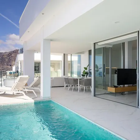 Crystal I Luxury Apartments By Enjoyahome Acantilado de los Gigantes Exterior photo