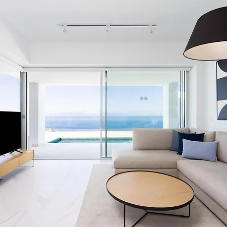 Crystal I Luxury Apartments By Enjoyahome Acantilado de los Gigantes Exterior photo