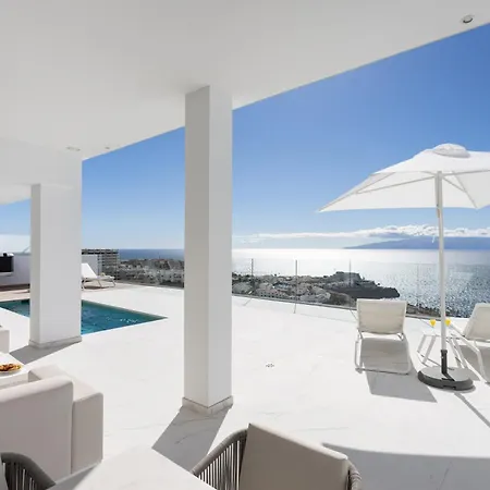 Crystal I Luxury Apartments By Enjoyahome Acantilado de los Gigantes Exterior photo