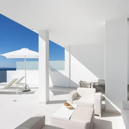 Crystal I Luxury Apartments By Enjoyahome Acantilado de los Gigantes Exterior photo