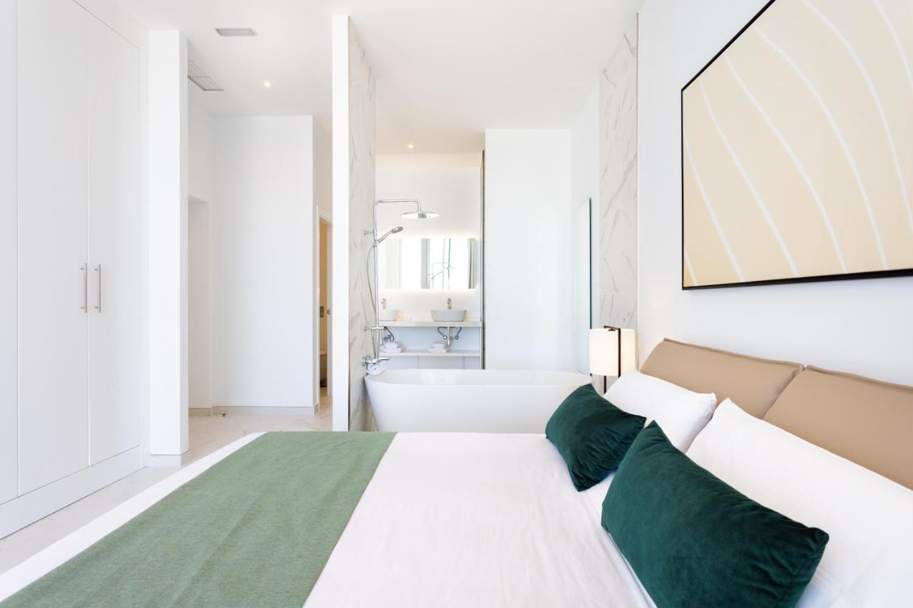 Crystal I Luxury By Enjoyahome *