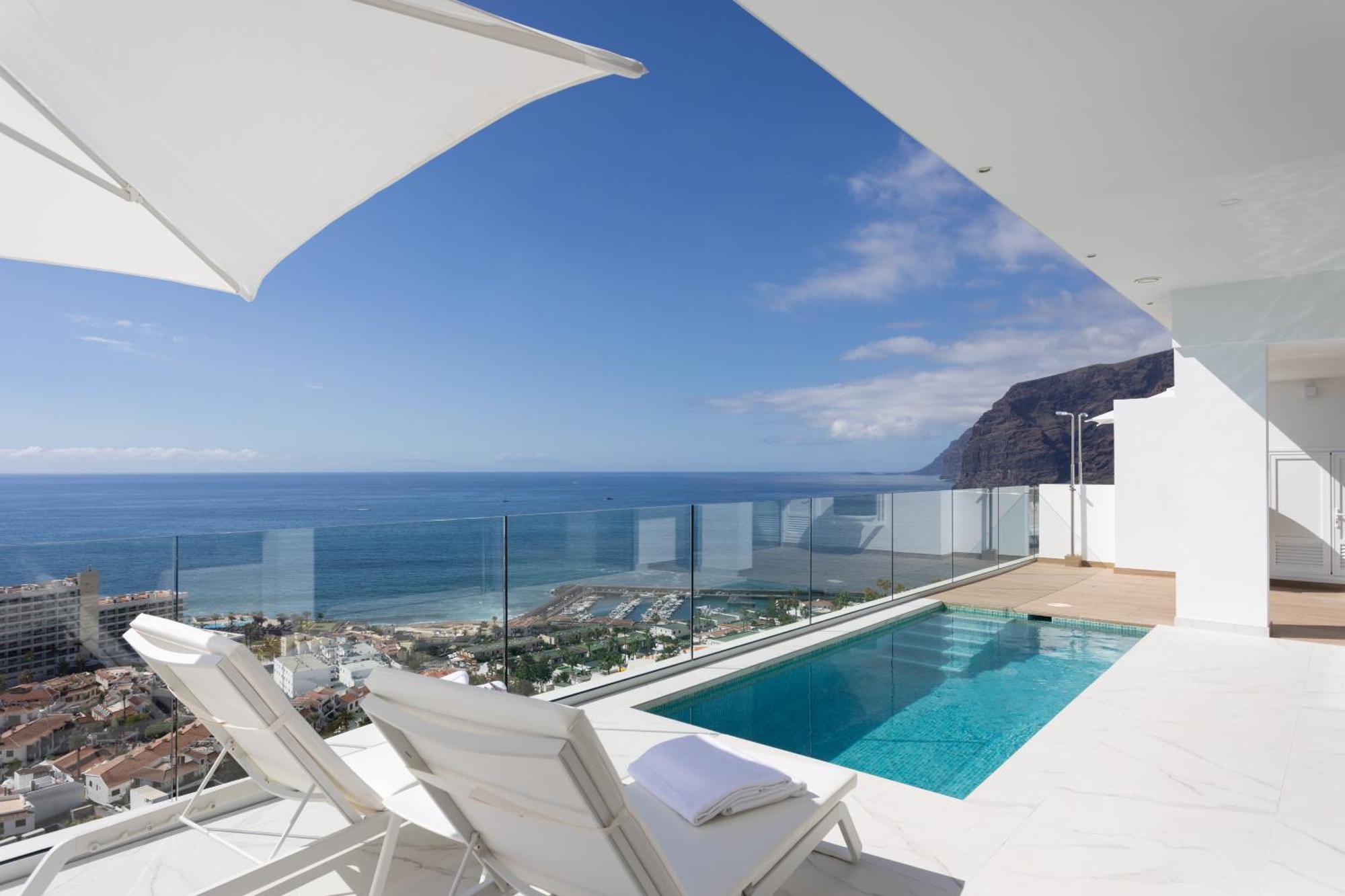 Crystal I Luxury By Enjoyahome Apartment *