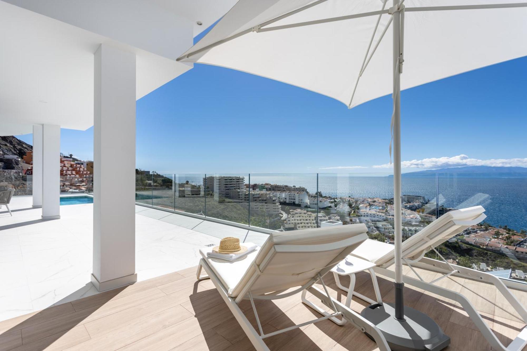 Crystal I Luxury By Enjoyahome Apartment *