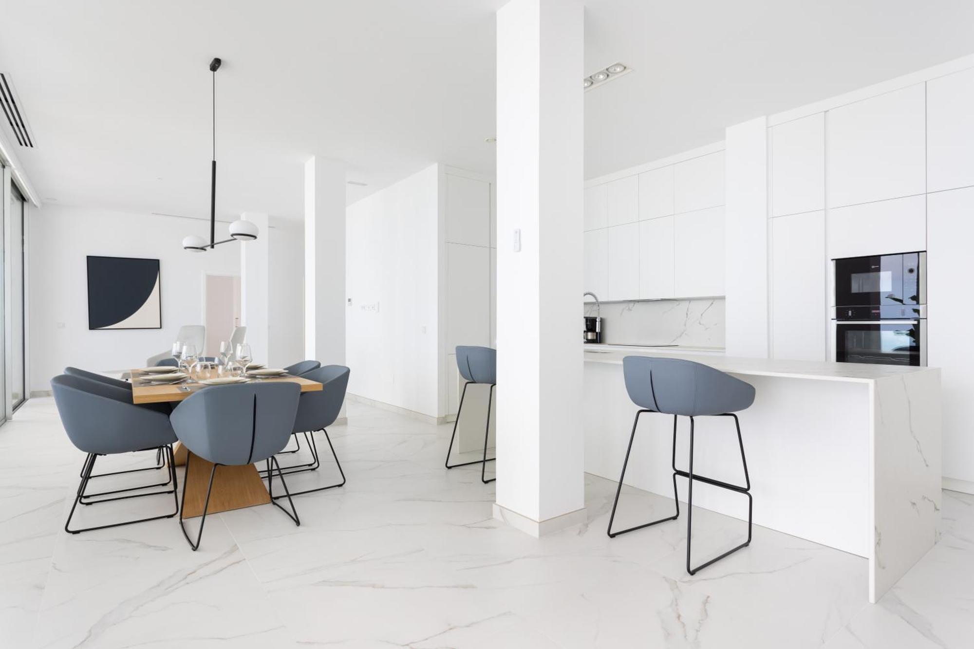 Crystal I Luxury By Enjoyahome *