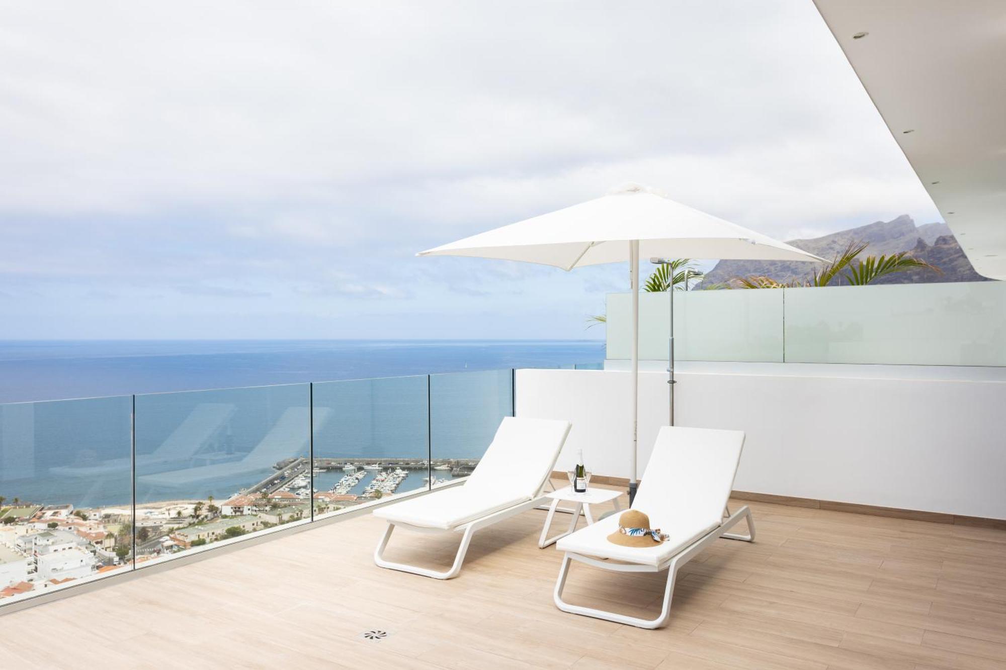 Crystal I Luxury By Enjoyahome Apartment *